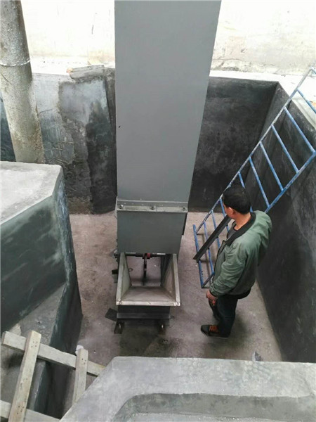 礦井提升輸送斗式提升機