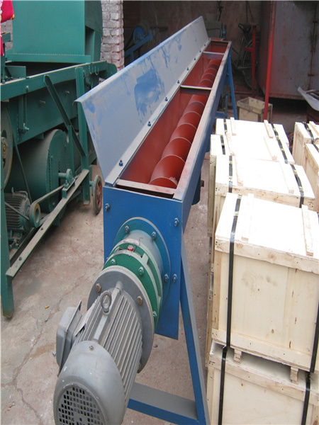 飼料管式螺旋輸送機