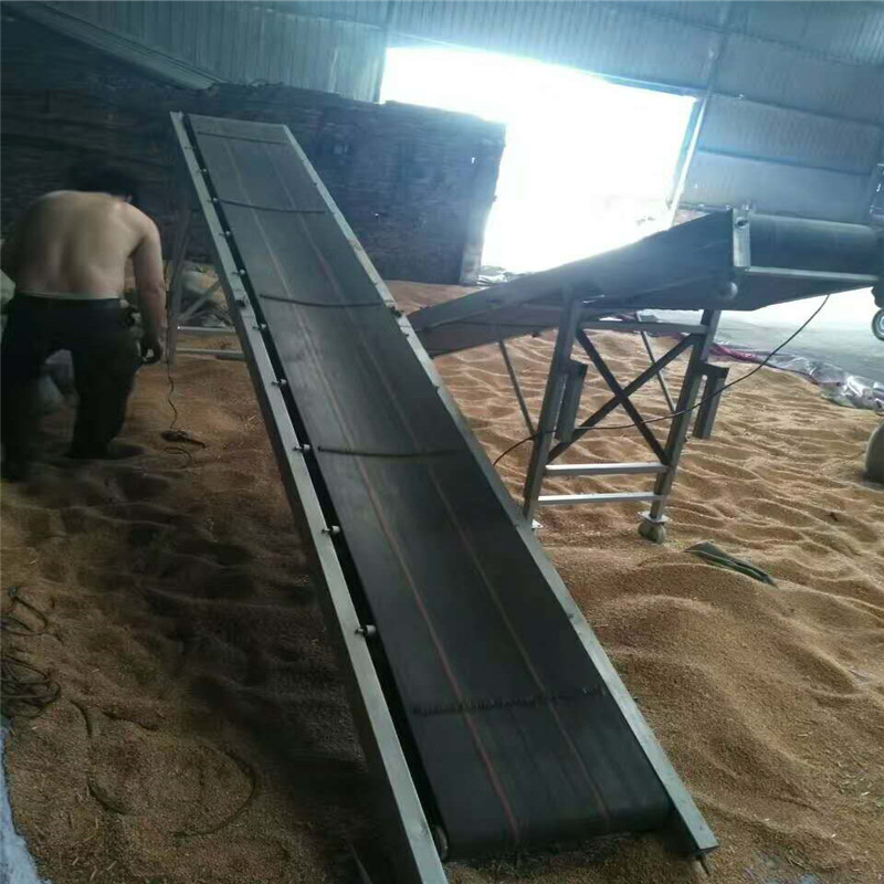 車(chē)掛式簡(jiǎn)易折疊皮帶機(jī)